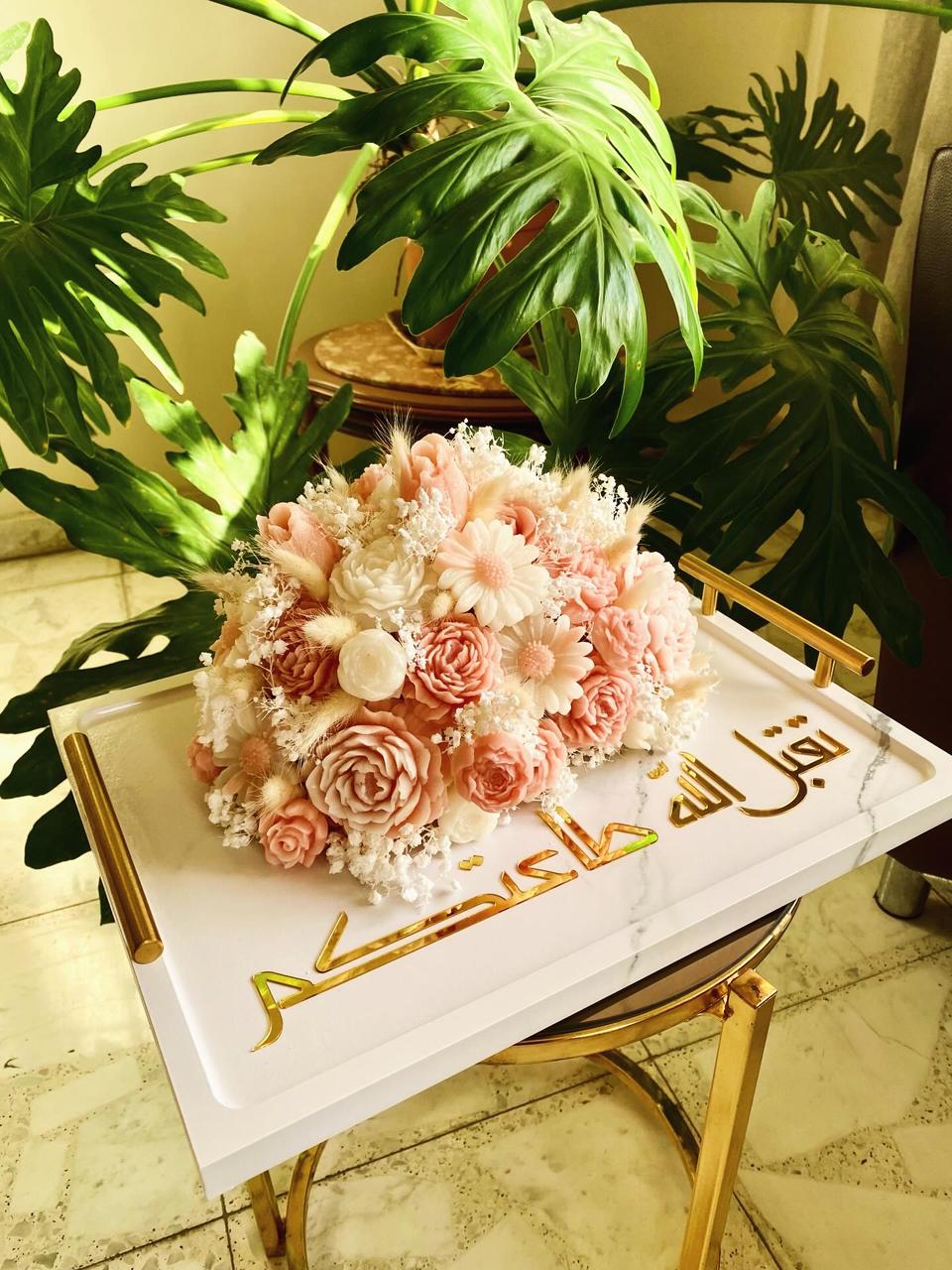 صينية فاخرة من الشمع المعطر الفواح